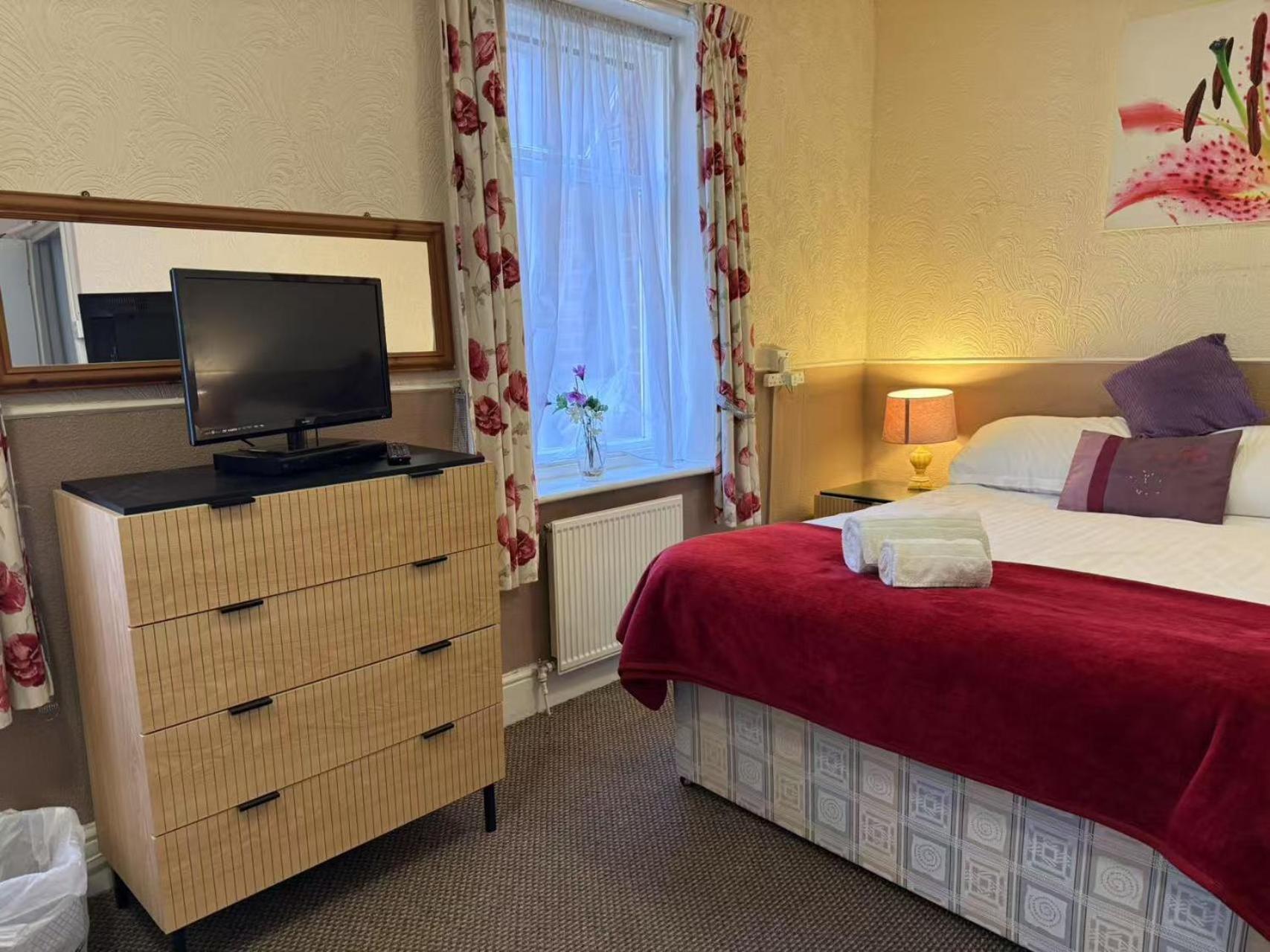 The Aberford Guest house Blackpool